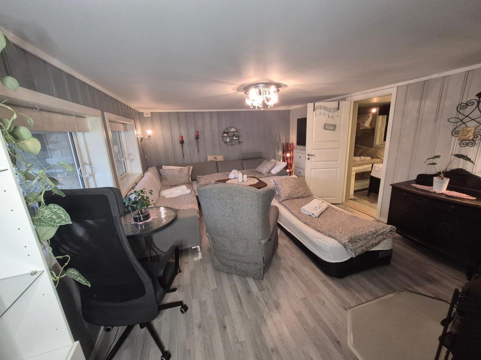 Mormors Basseng Apartment Kristiansand Ngoại thất bức ảnh